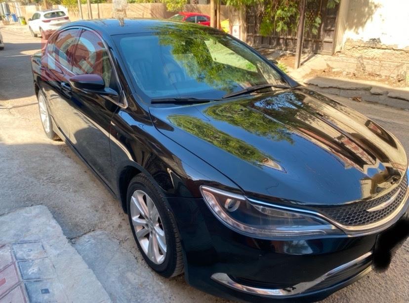 كرايسلر 200